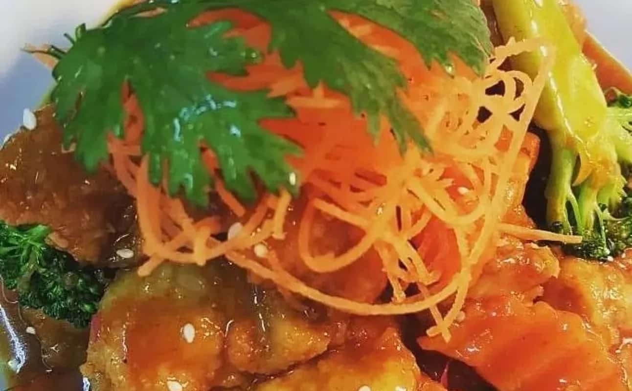 Tham Nak Thai Remarkables Shopping Centre