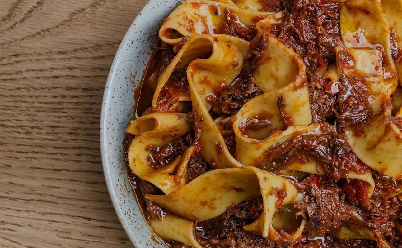 No.5 Restaurant & Bar