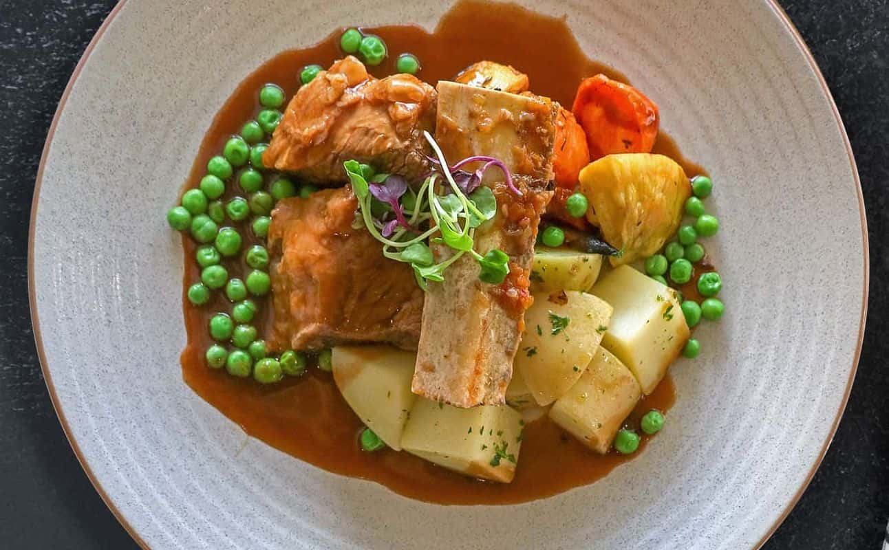 Equinox Restaurant & Bar