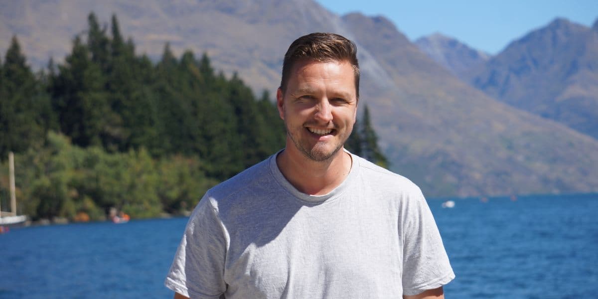 Comedian and superfan Darren shares his #my9pm 