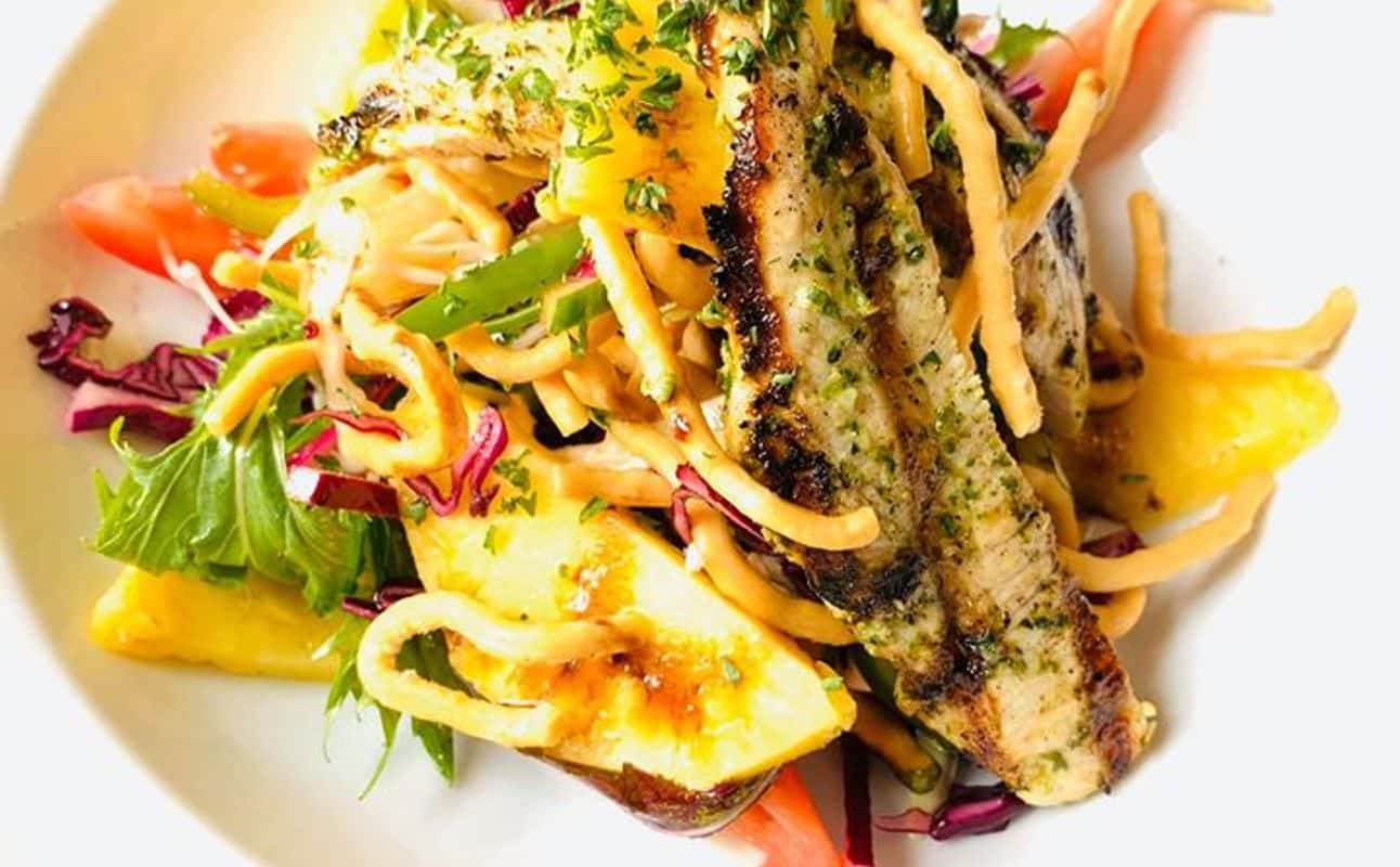 Enjoy Pizza and Pub Food cuisine at The Shakespeare Restaurant & Brewery in Auckland City Centre, Auckland