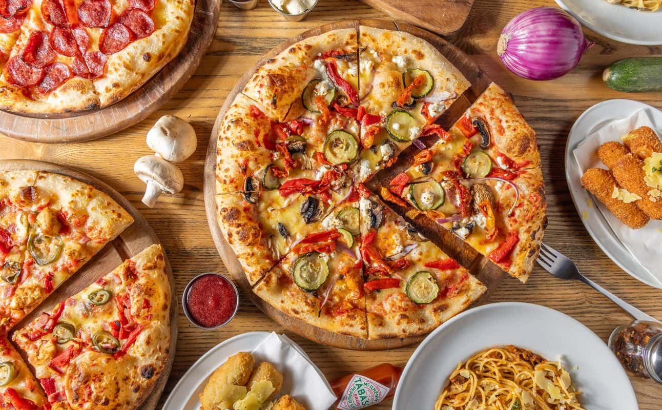 Enjoy Pizza, Gluten Free options, Vegan options, Vegetarian options, Late night, Bars & pubs, Diner, Table service, $$$, Bar scene, Groups and Live music cuisine at The London in Queenstown CBD, Queenstown