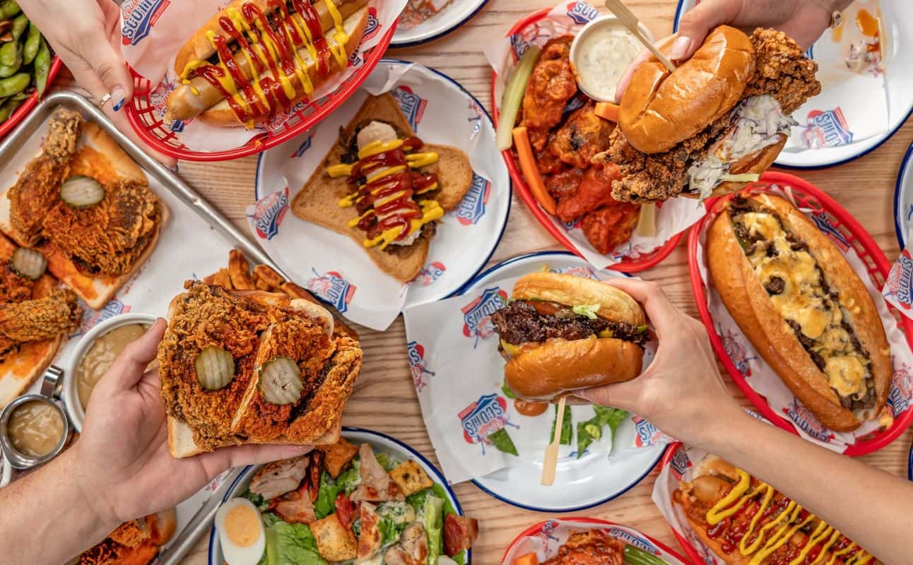 Enjoy American, Vegan options, Sports bar, Restaurant, Late night, $$$, Groups and Families cuisine at Cousin Scott's in Takapuna, Auckland