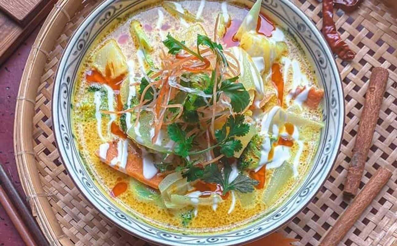 Enjoy South Asian, Thai, Vietnamese, Gluten Free options, Vegan options, Vegetarian options, Restaurant, Street parking, Wheelchair accessible, $$, Families and Groups cuisine at NomNom Kitchen Lincoln in Lincoln, Christchurch